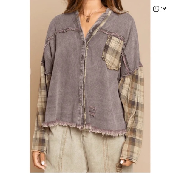 POL Distressed Shacket - Picture 5 of 5